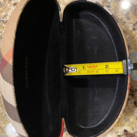 Burberry Designer Sunglasses Case (hard shell) - Picture 8 of 10